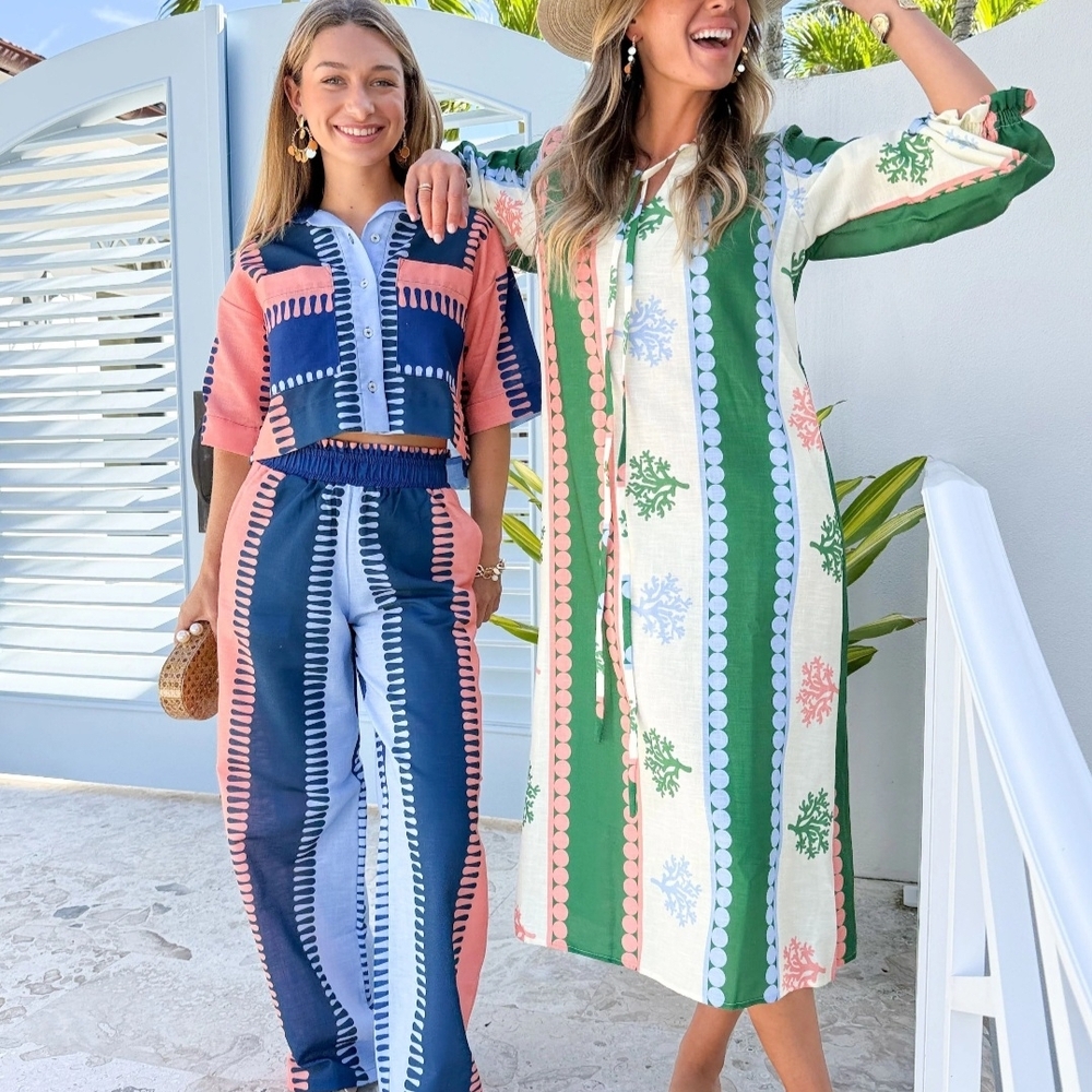 Lavi NWT Beatriz Colorful Striped Pool Spring Break Kaftan Women Med Tropical